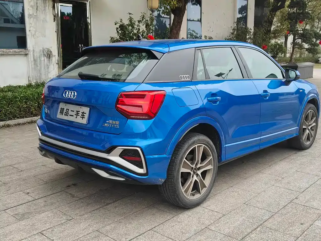 Audi Q2L 2023 из CN, фото 9