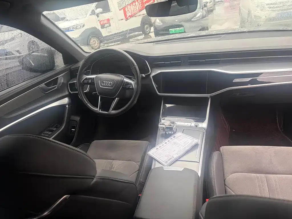 Audi A6L 2023 из CN, фото 9