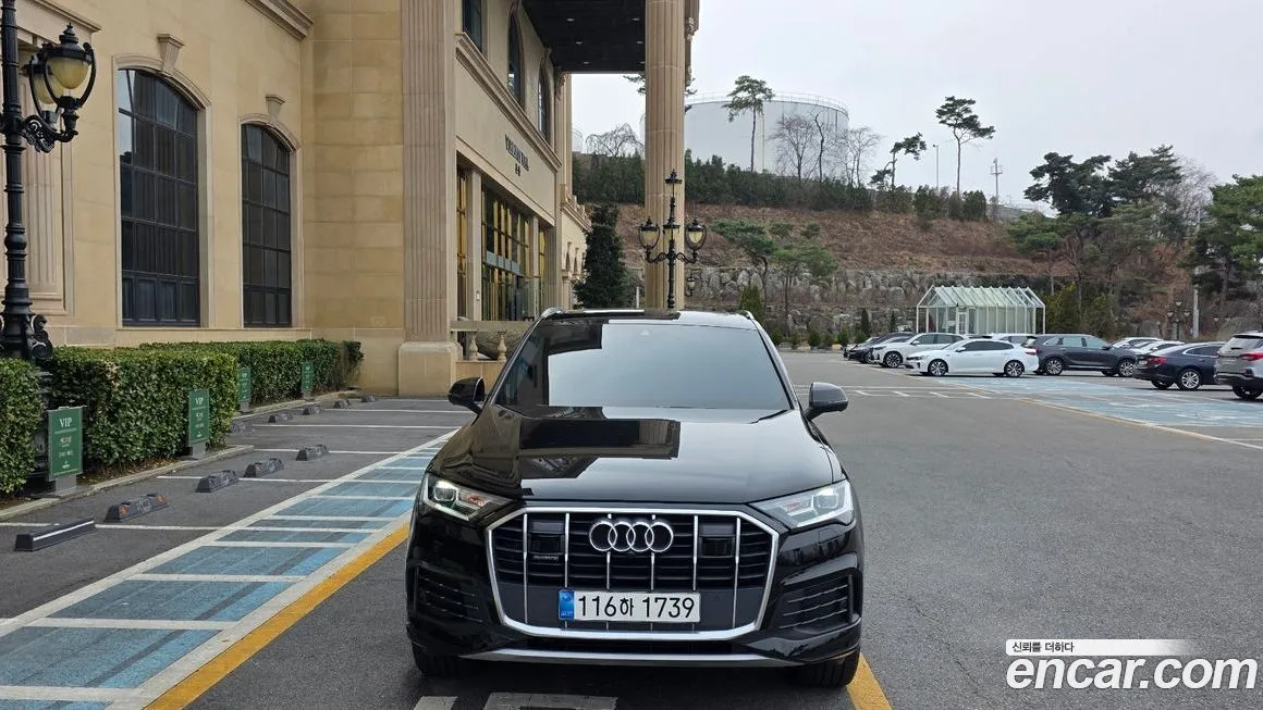 Audi Q7 2022 из KR, фото 1