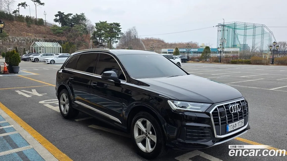 Audi Q7 2022 из KR, фото 5