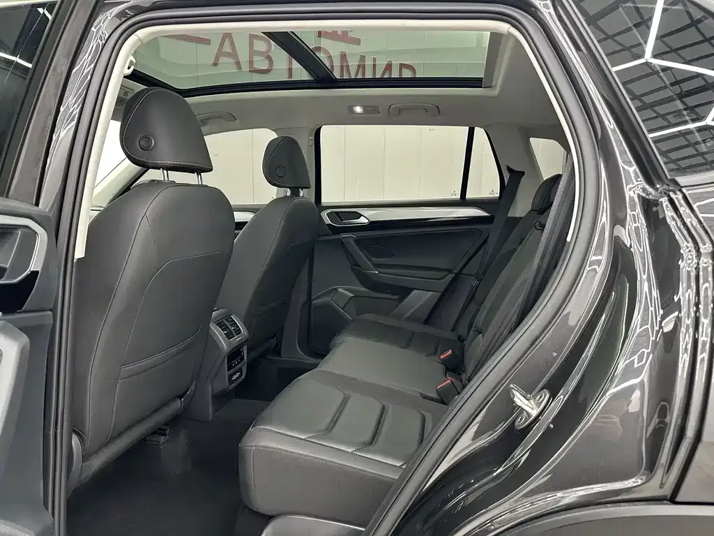 Volkswagen Tayron 2022 из CN, фото 4