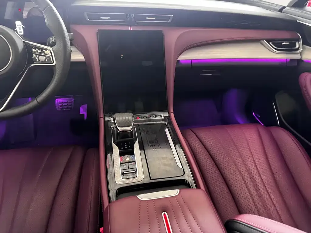 Hongqi H5 2025 из CN, фото 2