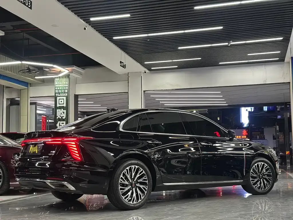 Hongqi H5 2025 из CN, фото 4