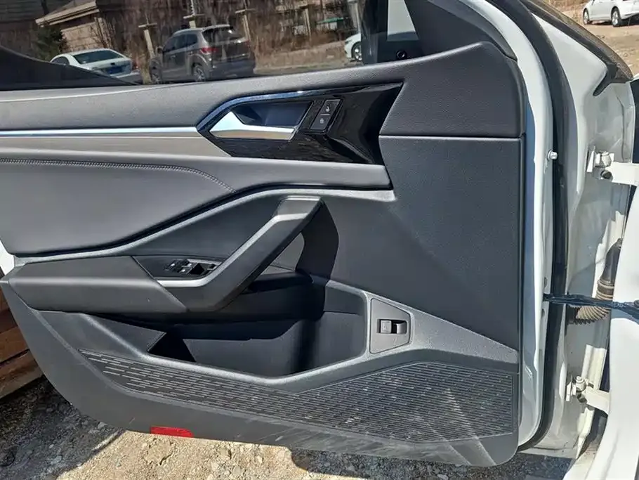 Volkswagen Sagitar 2021 из CN, фото 6