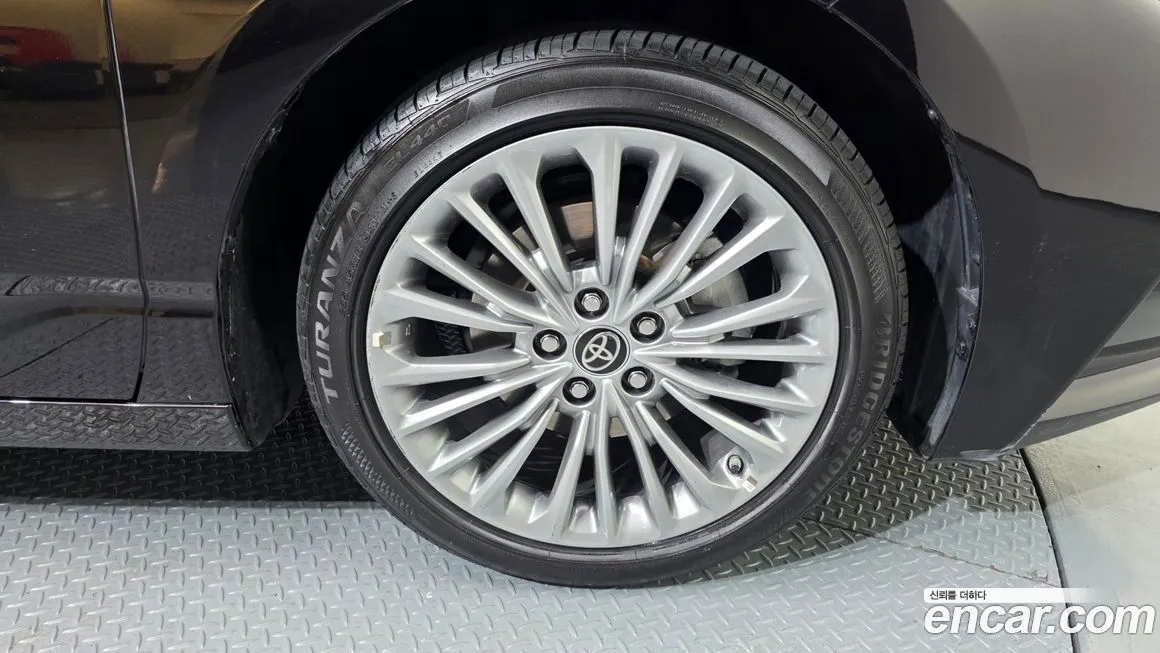 Toyota Avalon 2022 из KR, фото 2