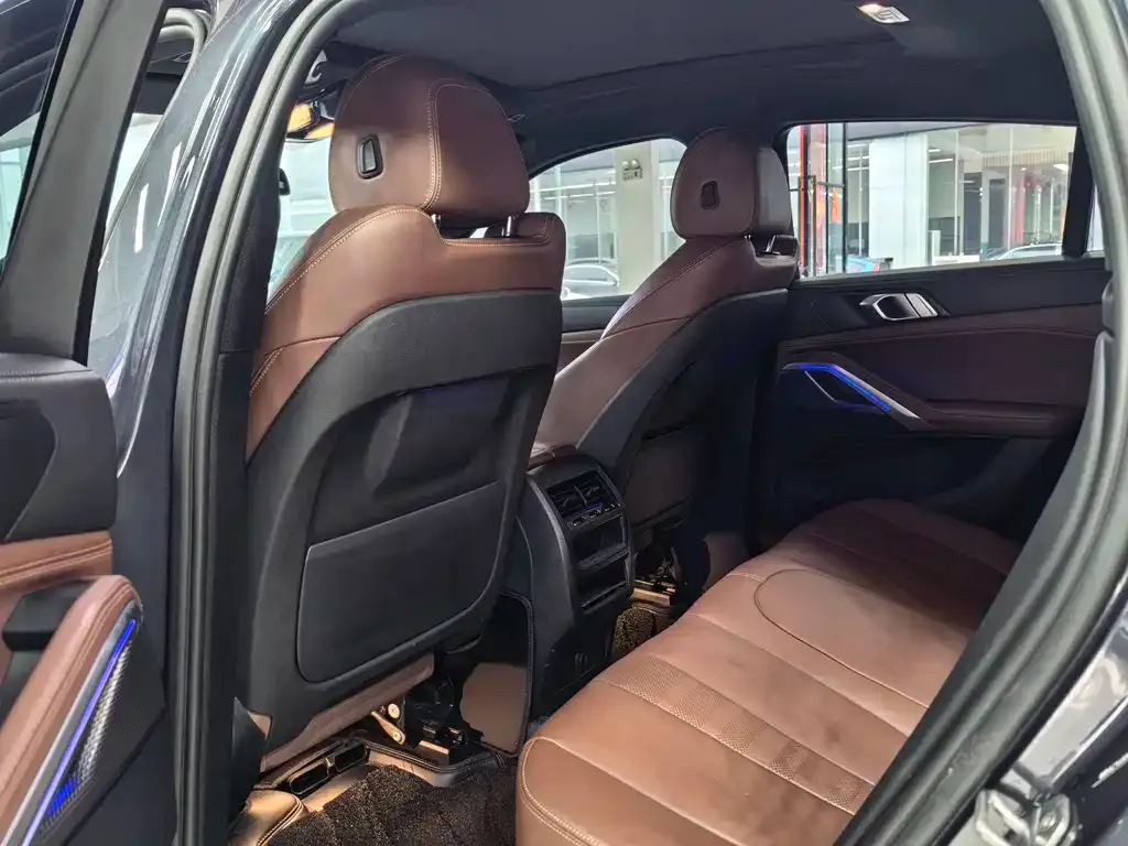 BMW X6 2022 из CN, фото 9