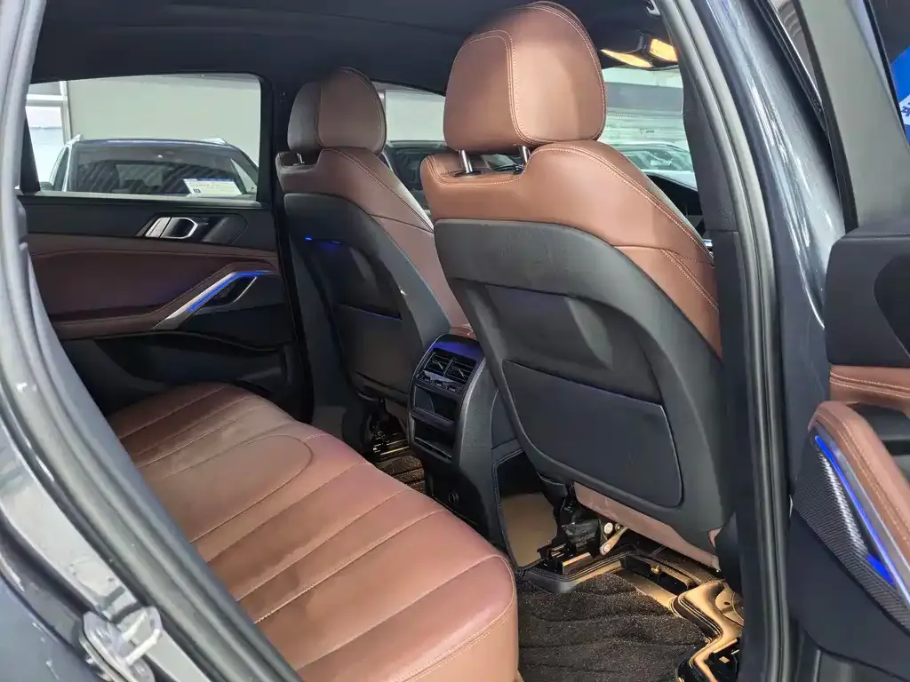 BMW X6 2022 из CN, фото 6