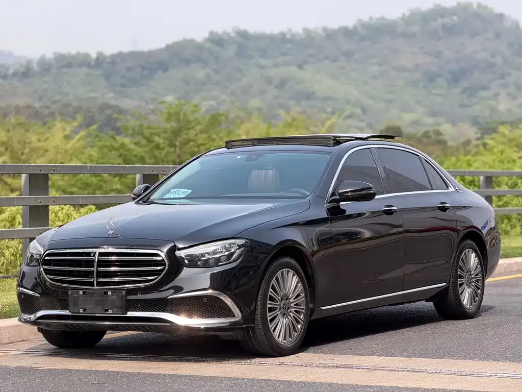 Mercedes-Benz E-Class 2023 из CN, фото 1