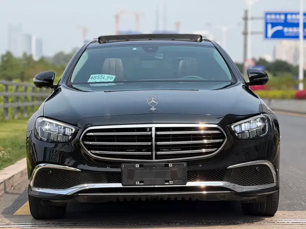 Mercedes-Benz E-Class 2023 из CN, фото 3