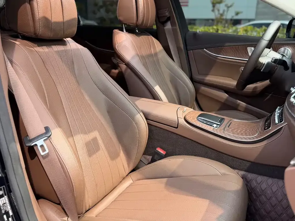 Mercedes-Benz E-Class 2023 из CN, фото 7