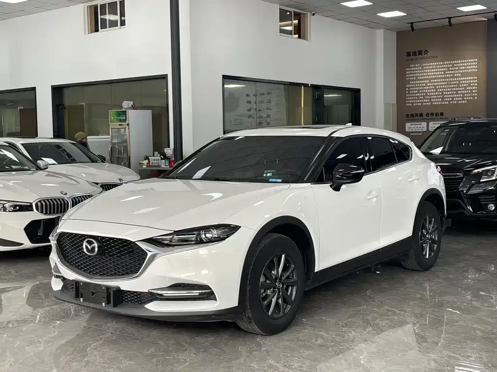 Mazda CX-4 2022 из CN, фото 1