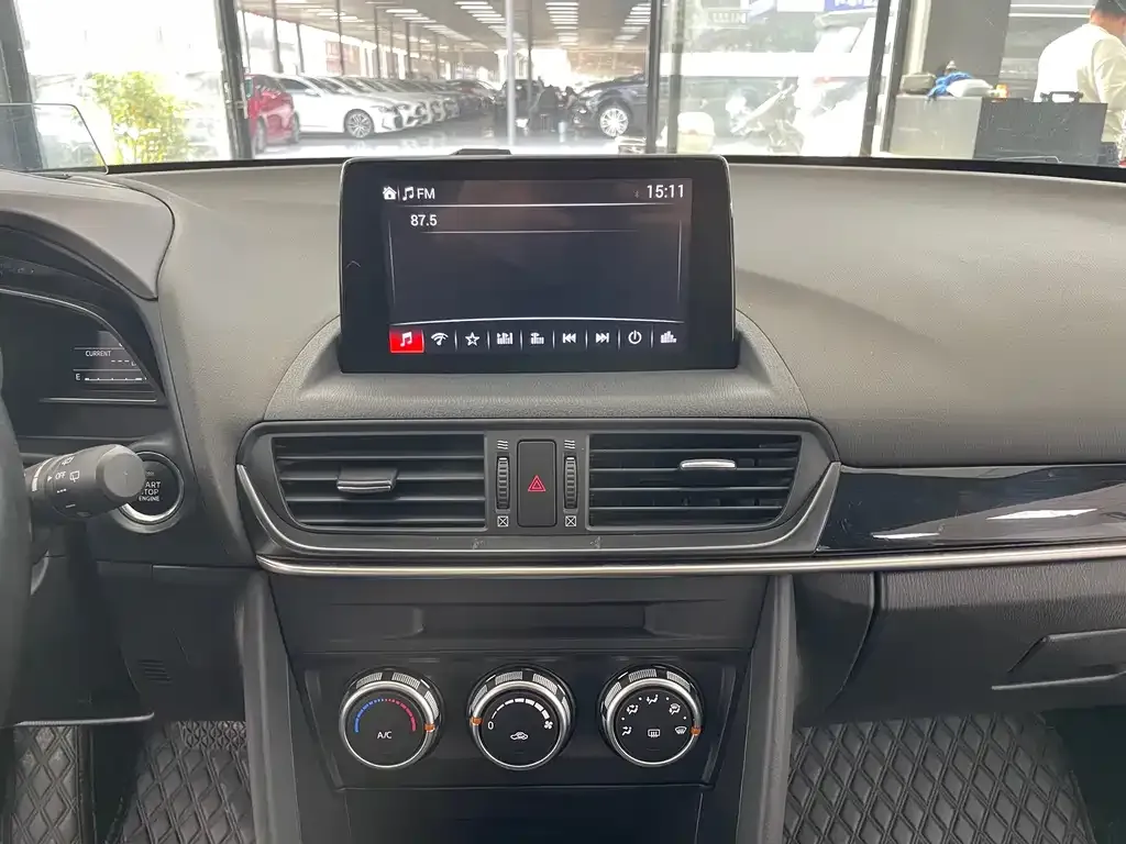 Mazda CX-4 2022 из CN, фото 8