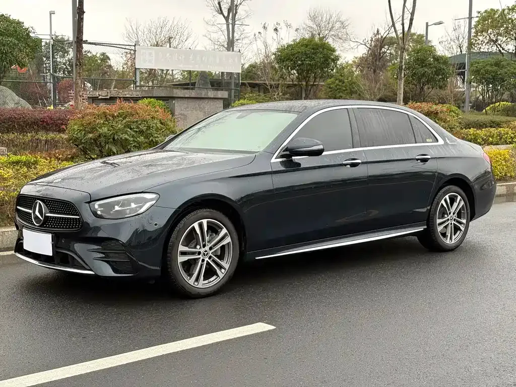 Mercedes-Benz E-Class 2023 из CN, фото 1
