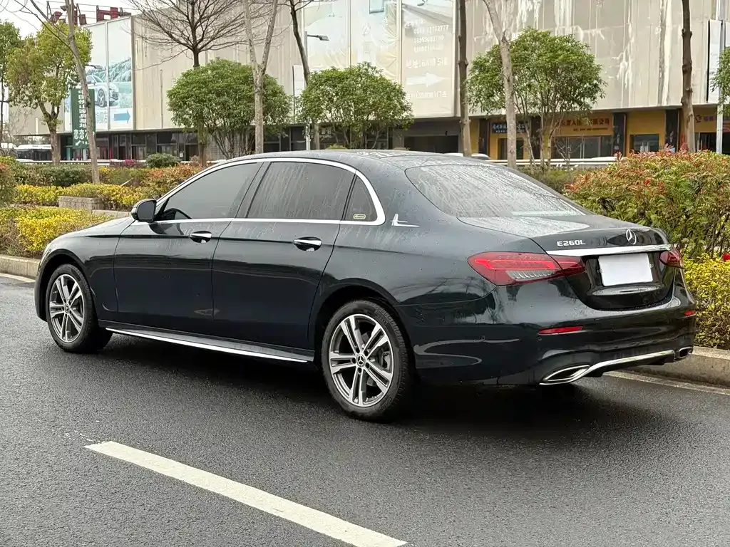 Mercedes-Benz E-Class 2023 из CN, фото 10