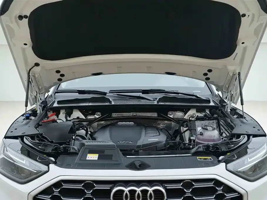 Audi Q5L 2022 из CN, фото 8