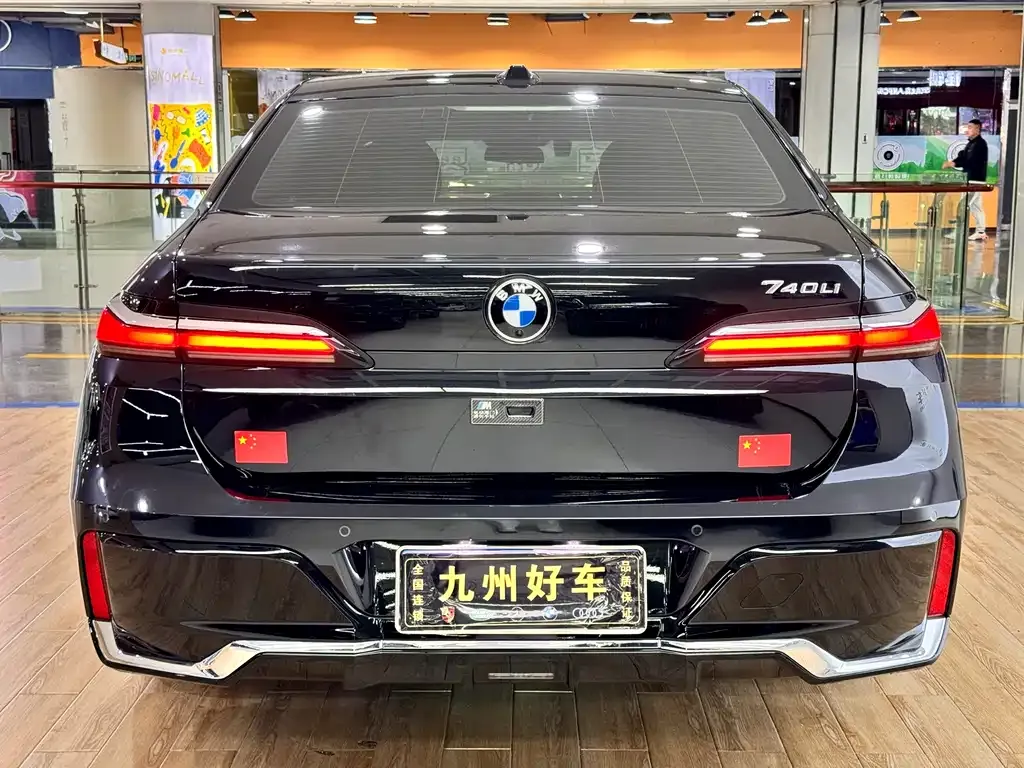 BMW 7 Series 2024 из CN, фото 6