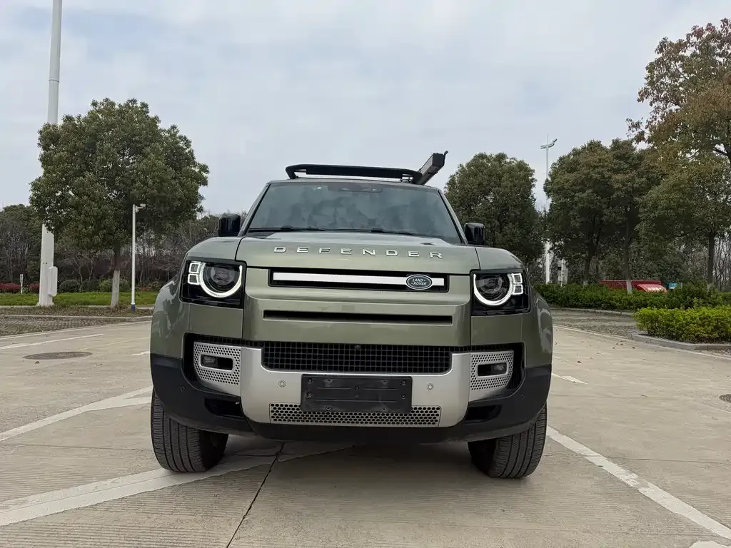 Land Rover Defender — фото 10
