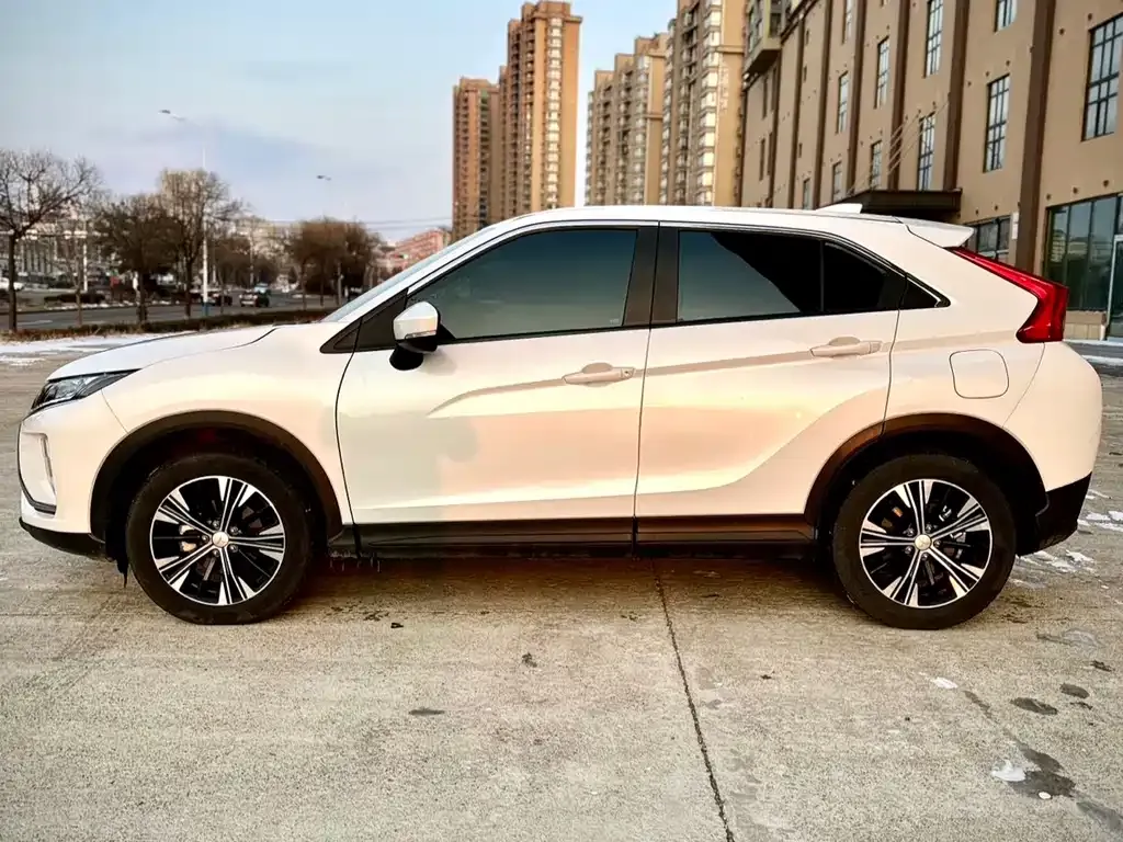 Mitsubishi Eclipse Cross 2022 из CN, фото 3