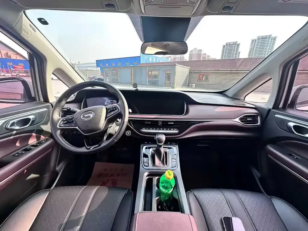GAC Motor Trumpchi M6 — фото 10