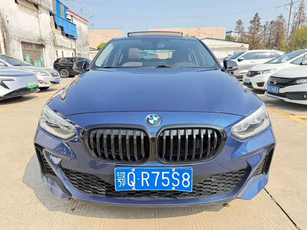 BMW 1 Series 2021 из CN, фото 8