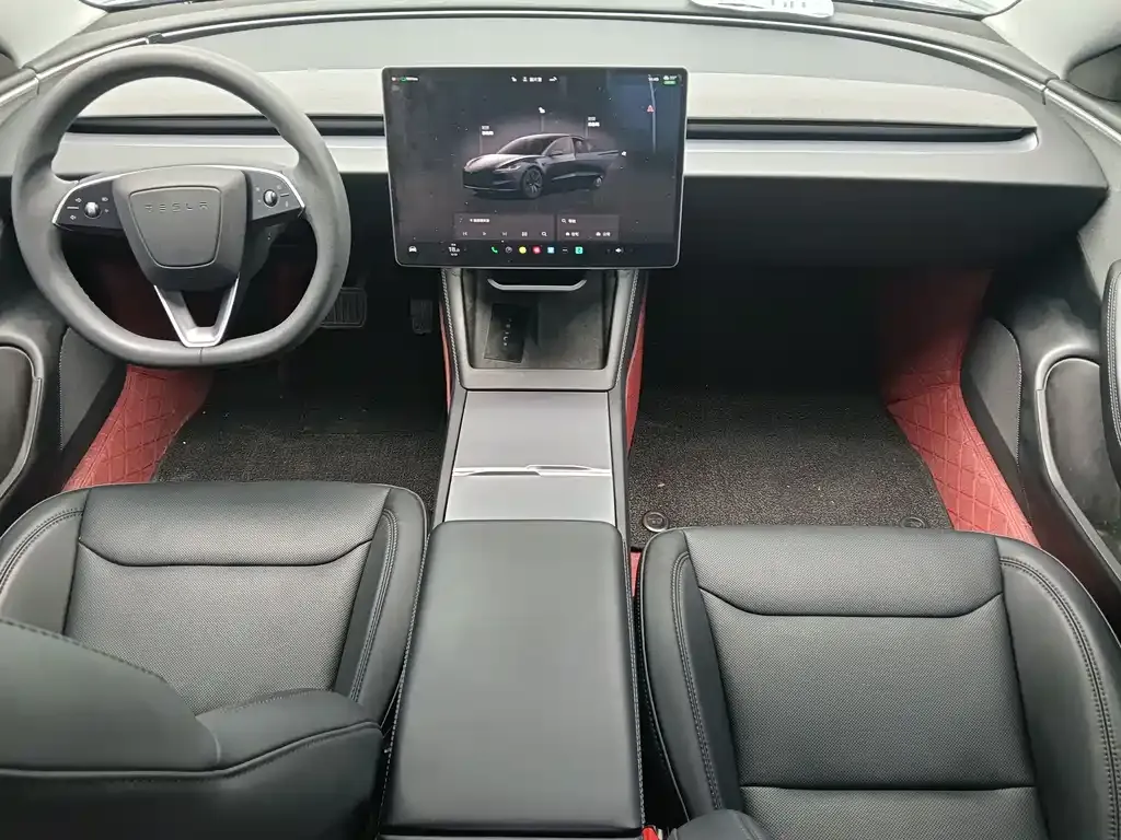 Tesla Model 3 — фото 4