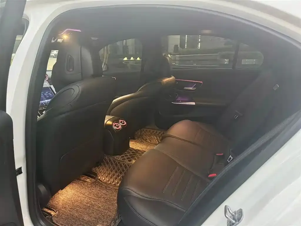 Mercedes-Benz C-Class 2024 из CN, фото 4