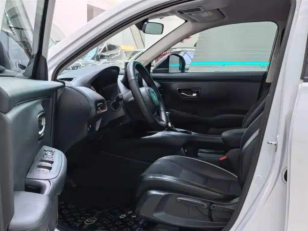 Honda ZR-V 2023 из CN, фото 5