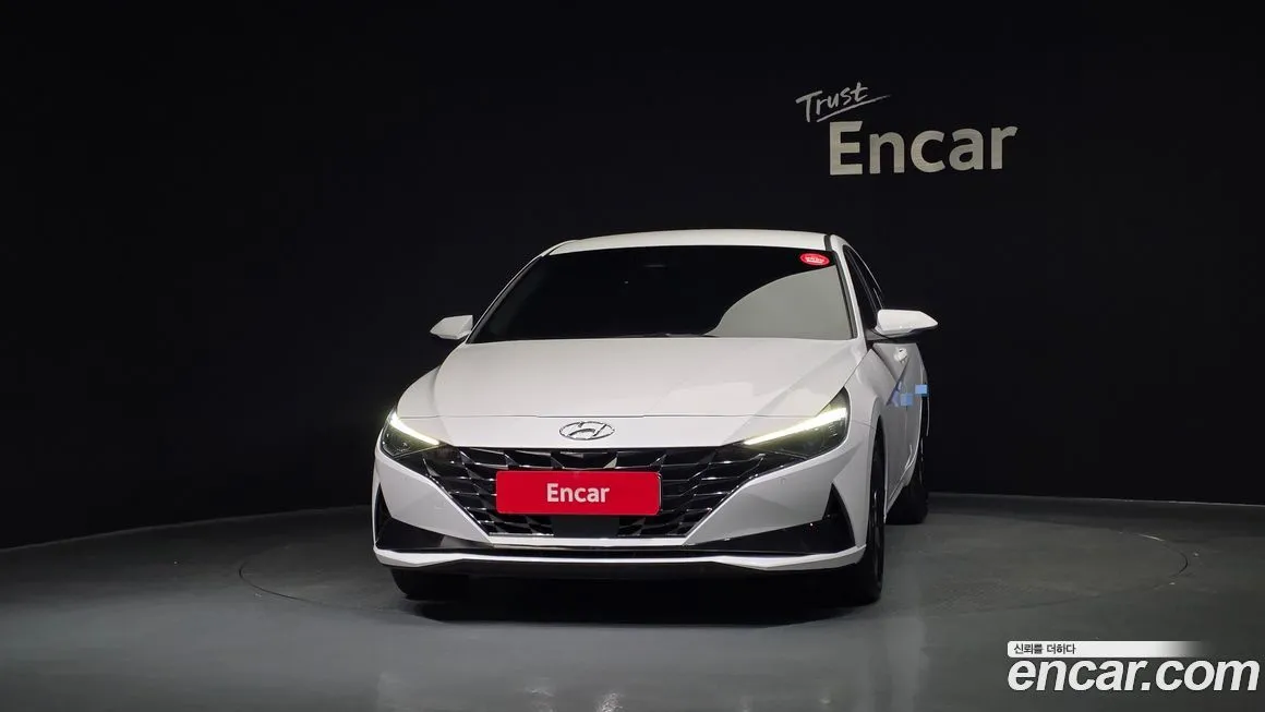 Hyundai AVANTE — фото 3