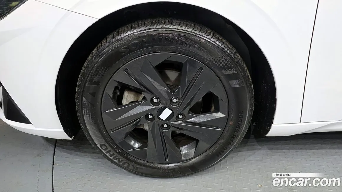 Hyundai AVANTE — фото 4