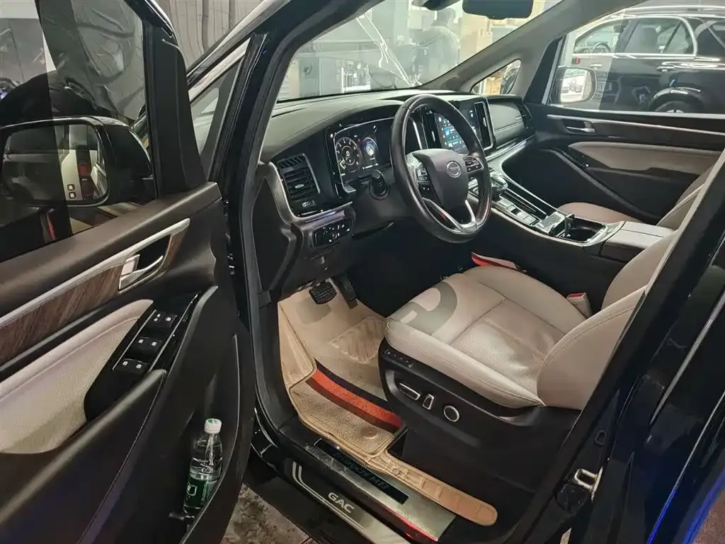 GAC Motor Trumpchi M8 — фото 10