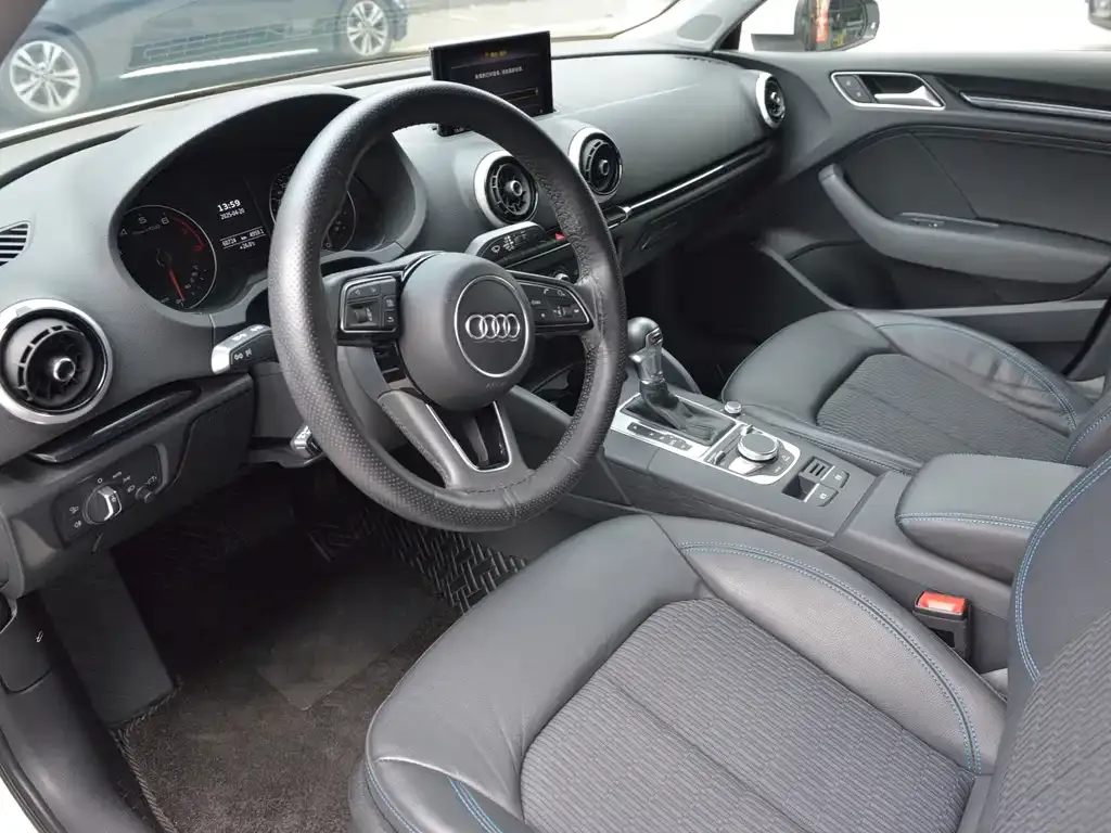 Audi A3 — фото 3