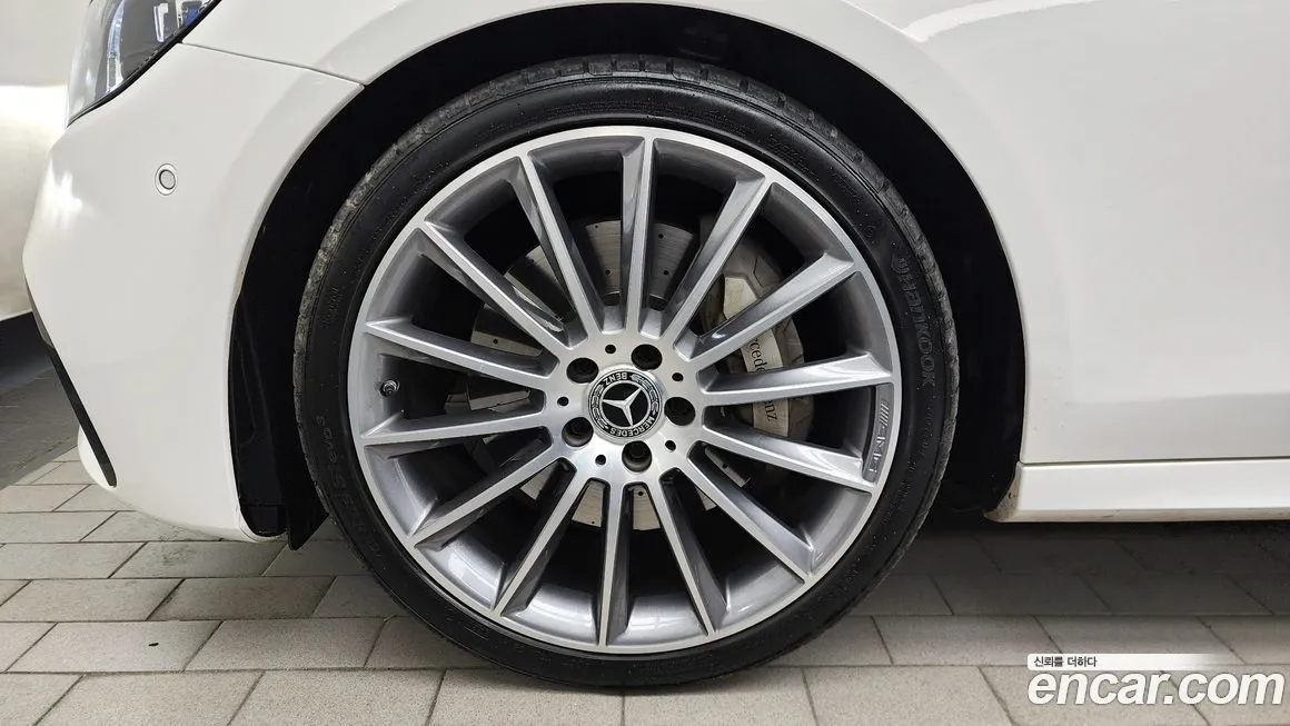 Mercedes-Benz E-Class 2021 из KR, фото 2