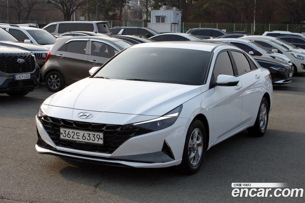 Hyundai AVANTE — фото 1