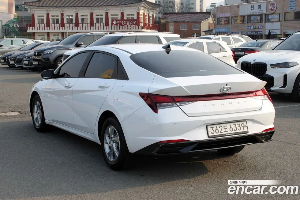 Hyundai AVANTE — фото 10