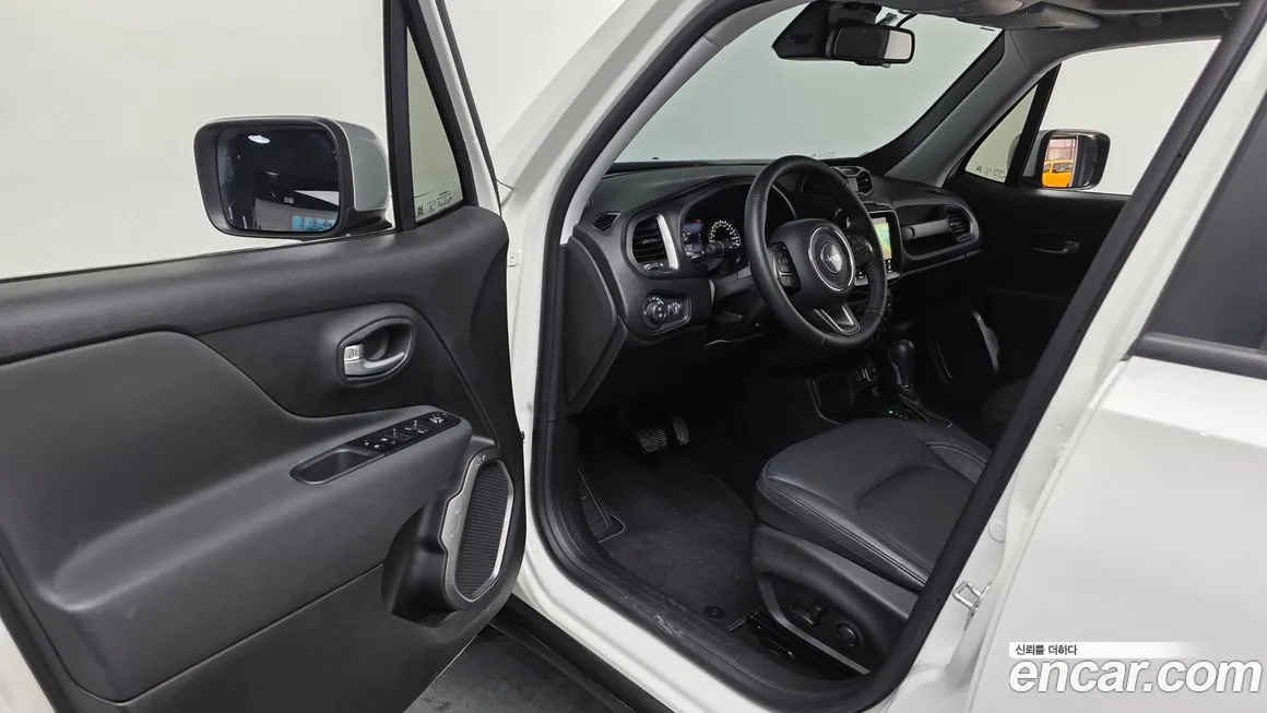 Jeep Renegade 2022 из KR, фото 7