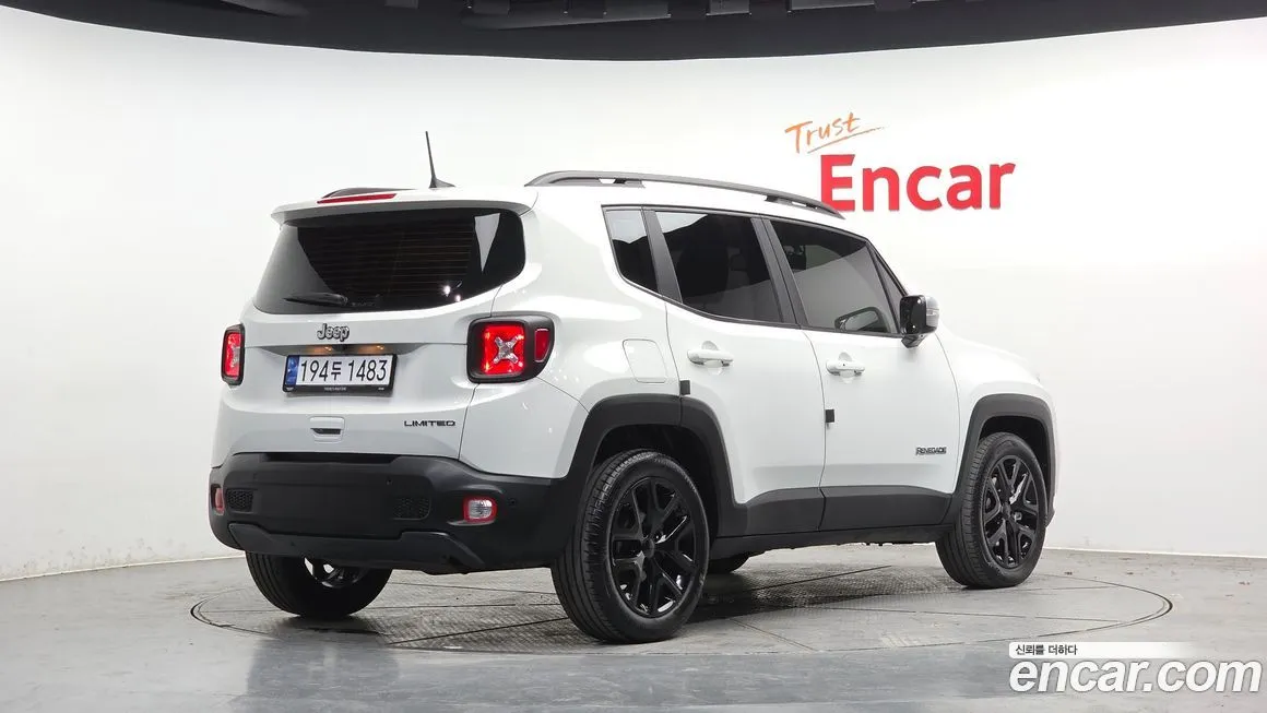Jeep Renegade 2022 из KR, фото 2