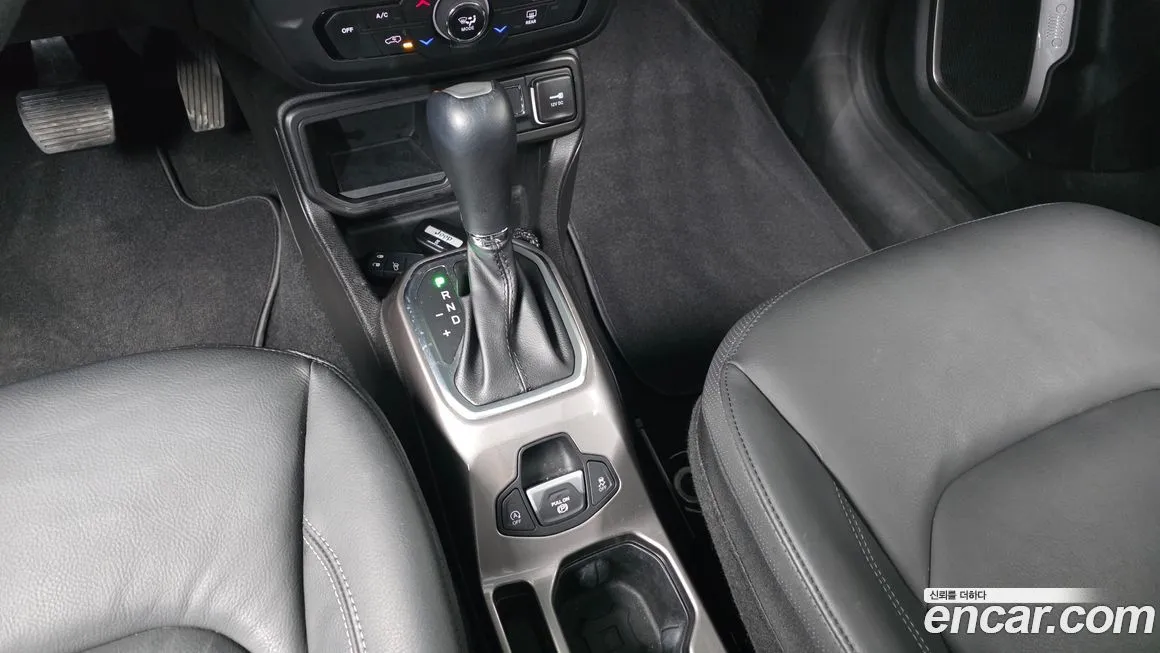 Jeep Renegade 2022 из KR, фото 9