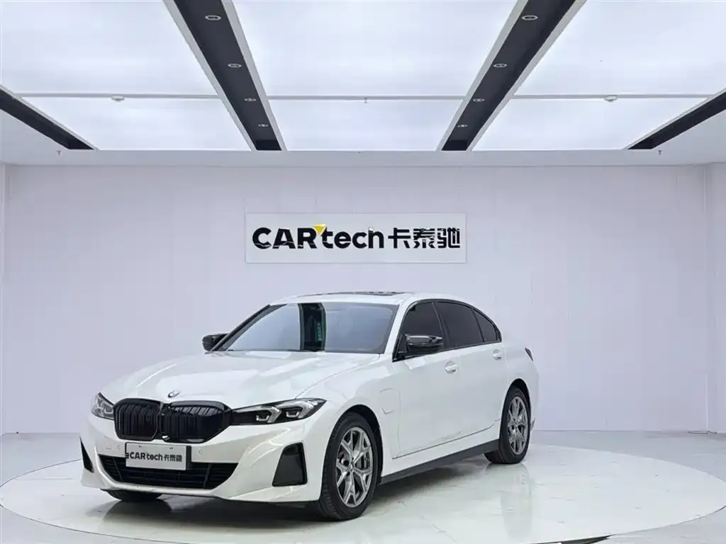 BMW i3 2023 из CN, фото 1