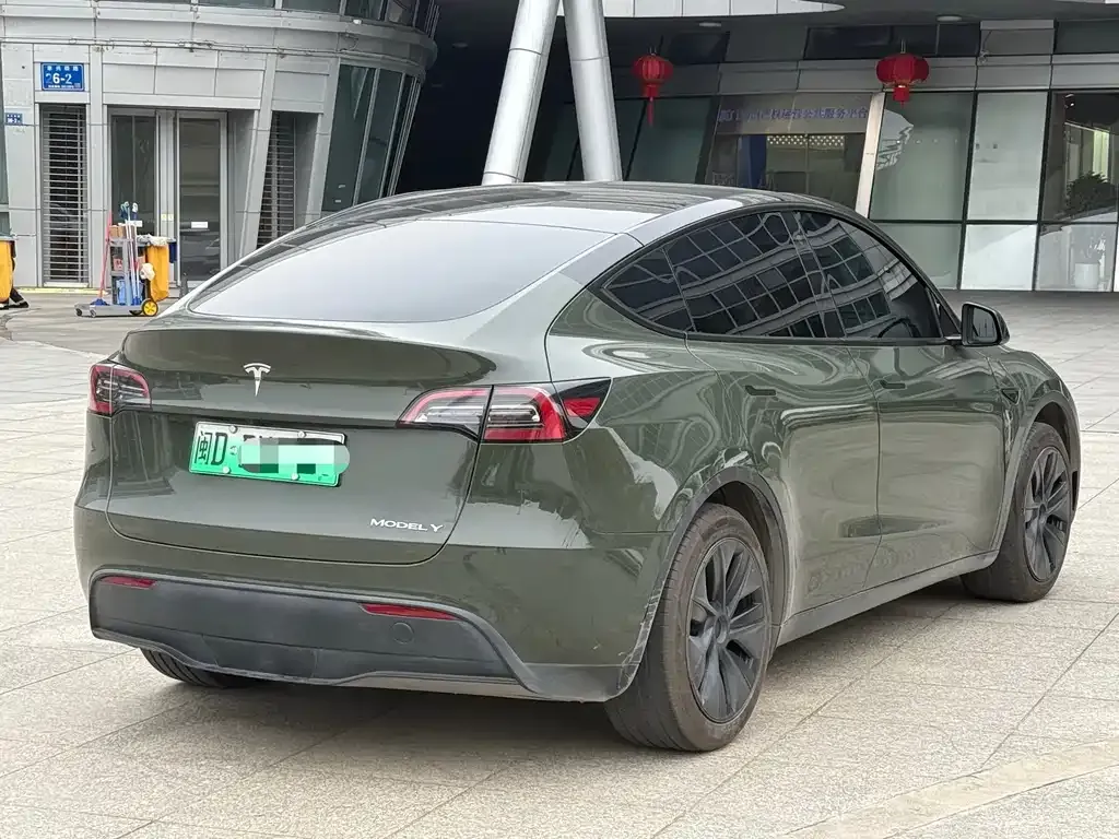 Tesla Model Y 2024 из CN, фото 5