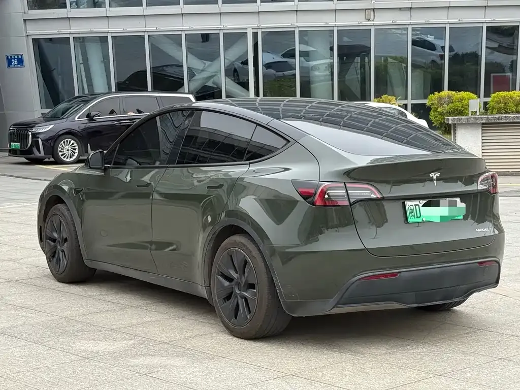 Tesla Model Y 2024 из CN, фото 7