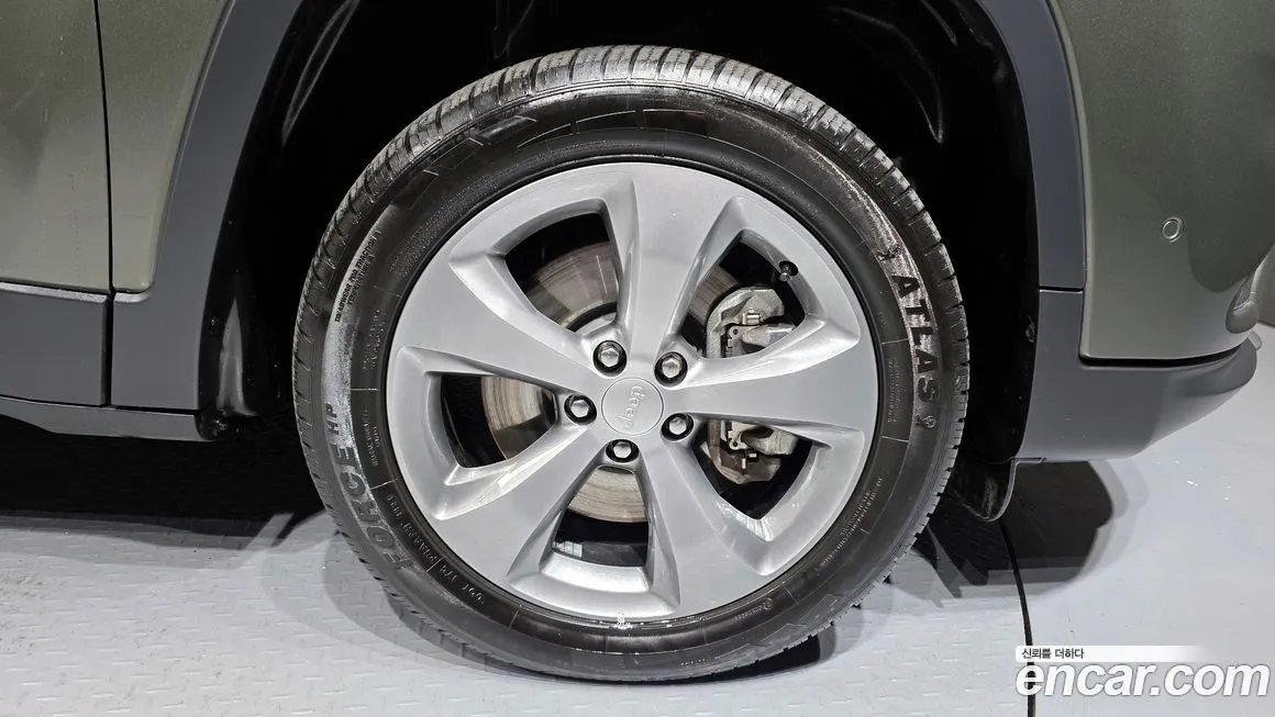 Jeep Cherokee 2021 из KR, фото 6