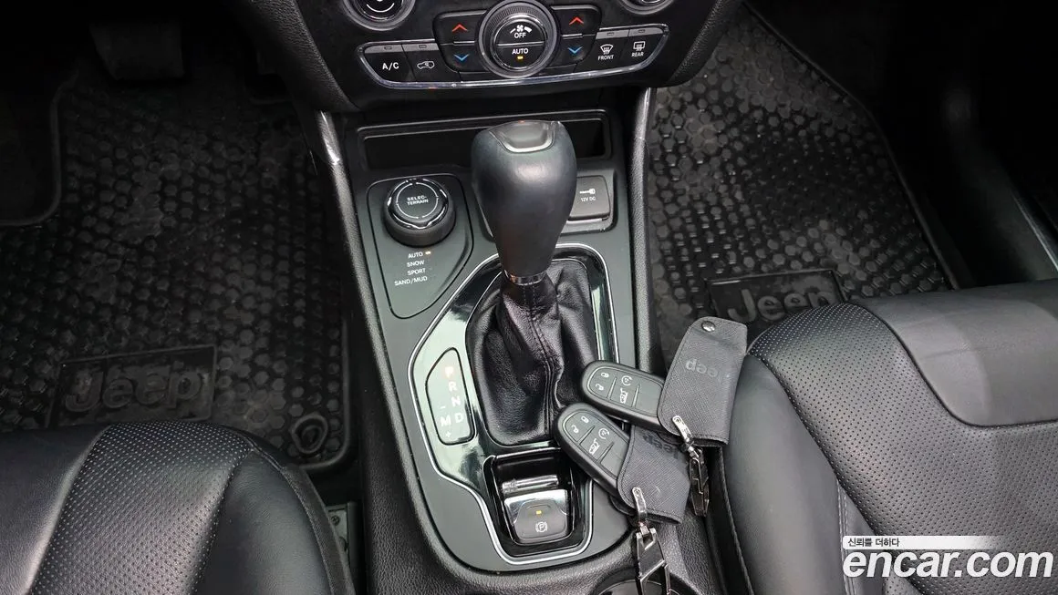 Jeep Cherokee 2021 из KR, фото 10