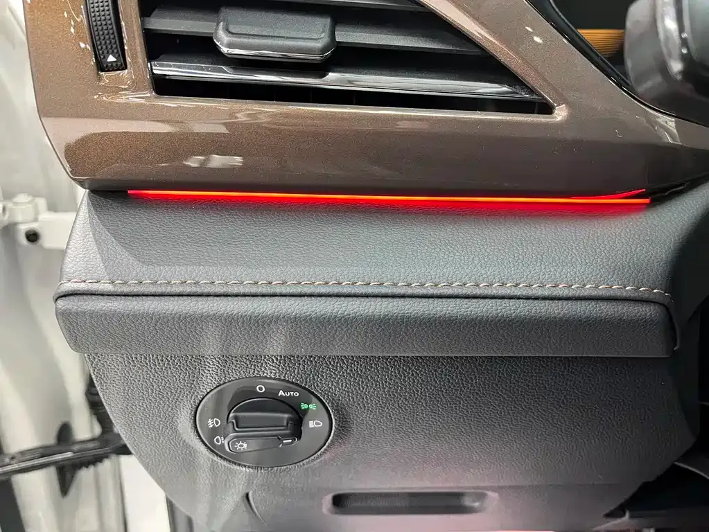 Volkswagen Tharu 2022 из CN, фото 10