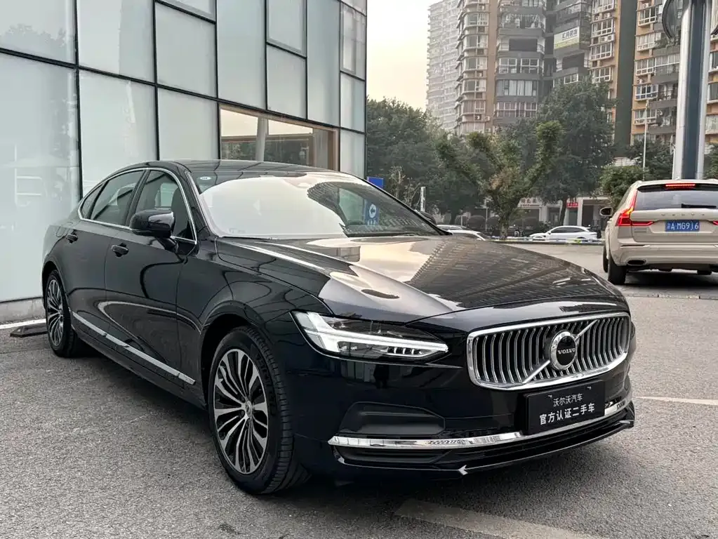 Volvo S90 2024 из CN, фото 7