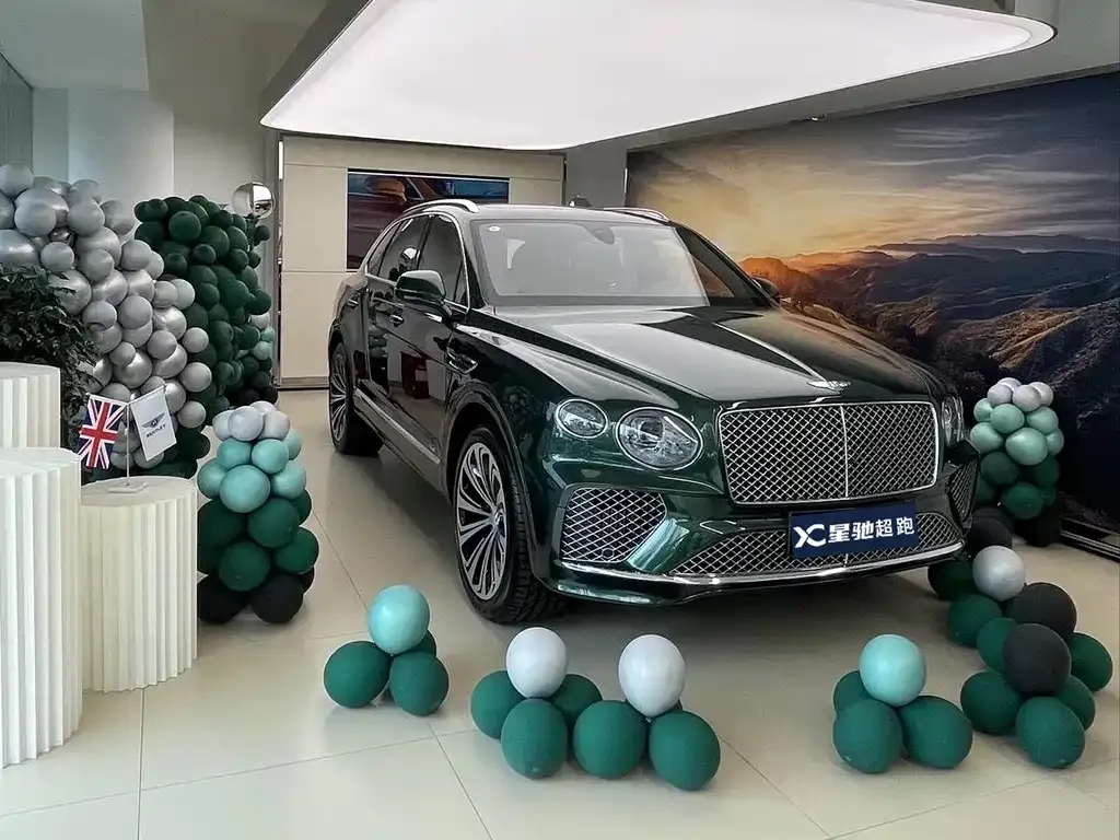 Bentley Bentayga PHEV — фото 1
