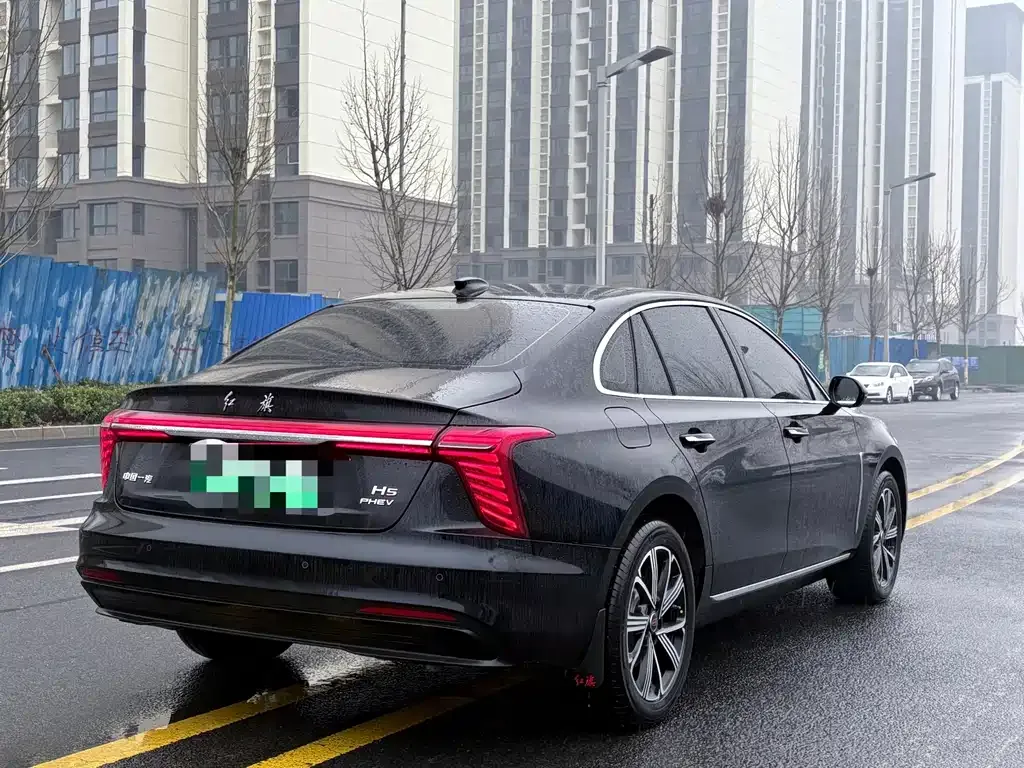 Hongqi H5 PHEV 2025 из CN, фото 6