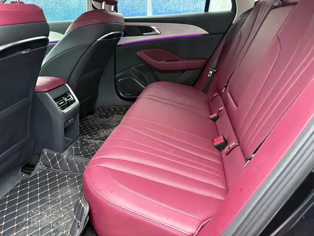 Hongqi H5 PHEV 2025 из CN, фото 5