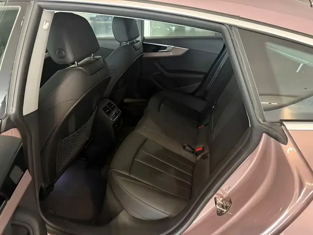 Audi A5 (Import) 2024 из CN, фото 2