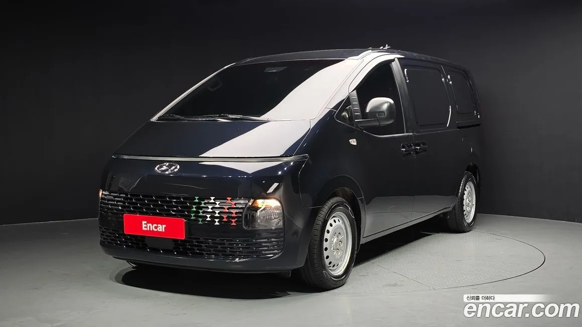 Hyundai Staria 2023 из KR, фото 1
