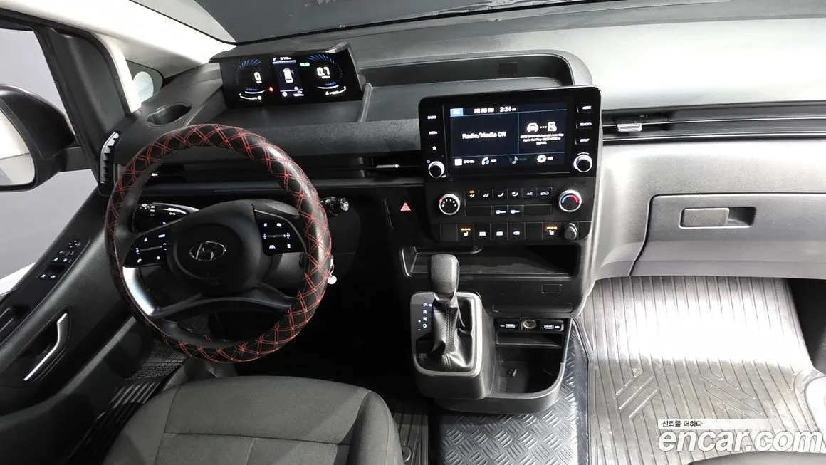 Hyundai Staria 2023 из KR, фото 10